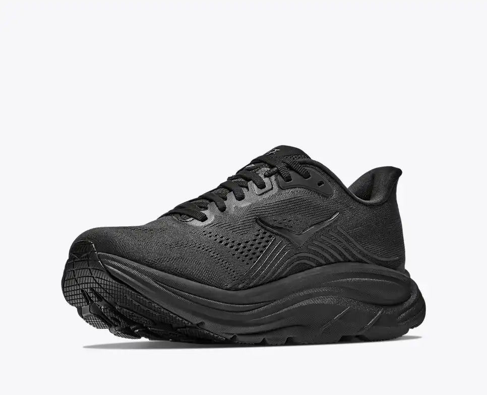 HOKA Clifton 11 black / black