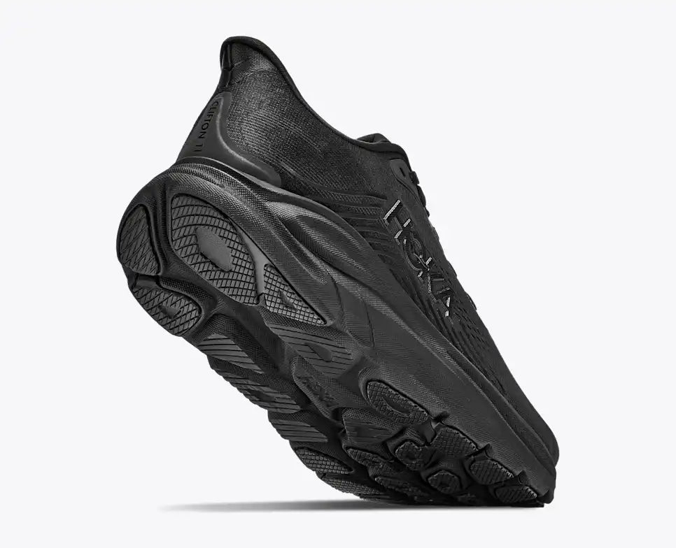 HOKA Clifton 11 black / black