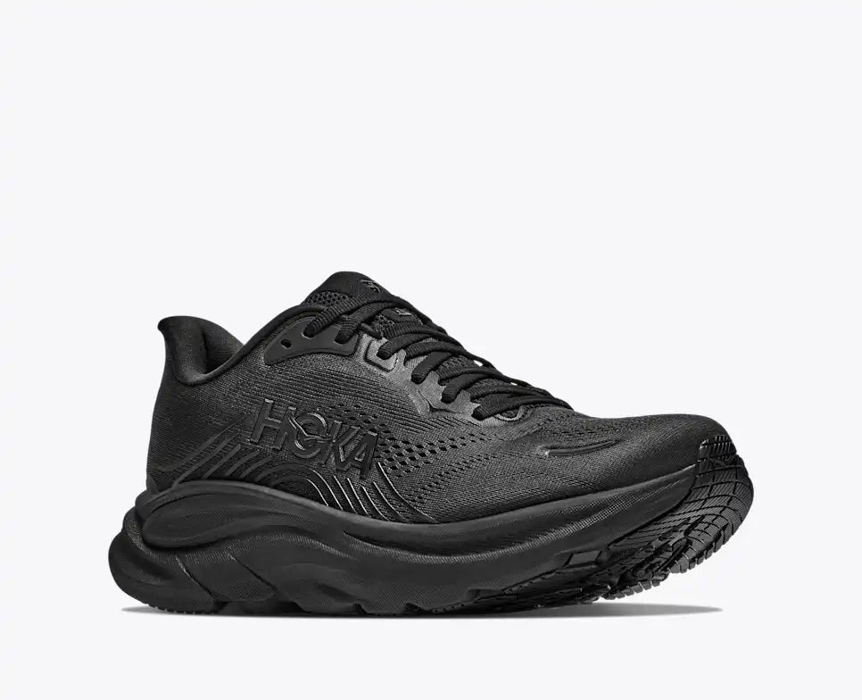 HOKA Clifton 11 black / black