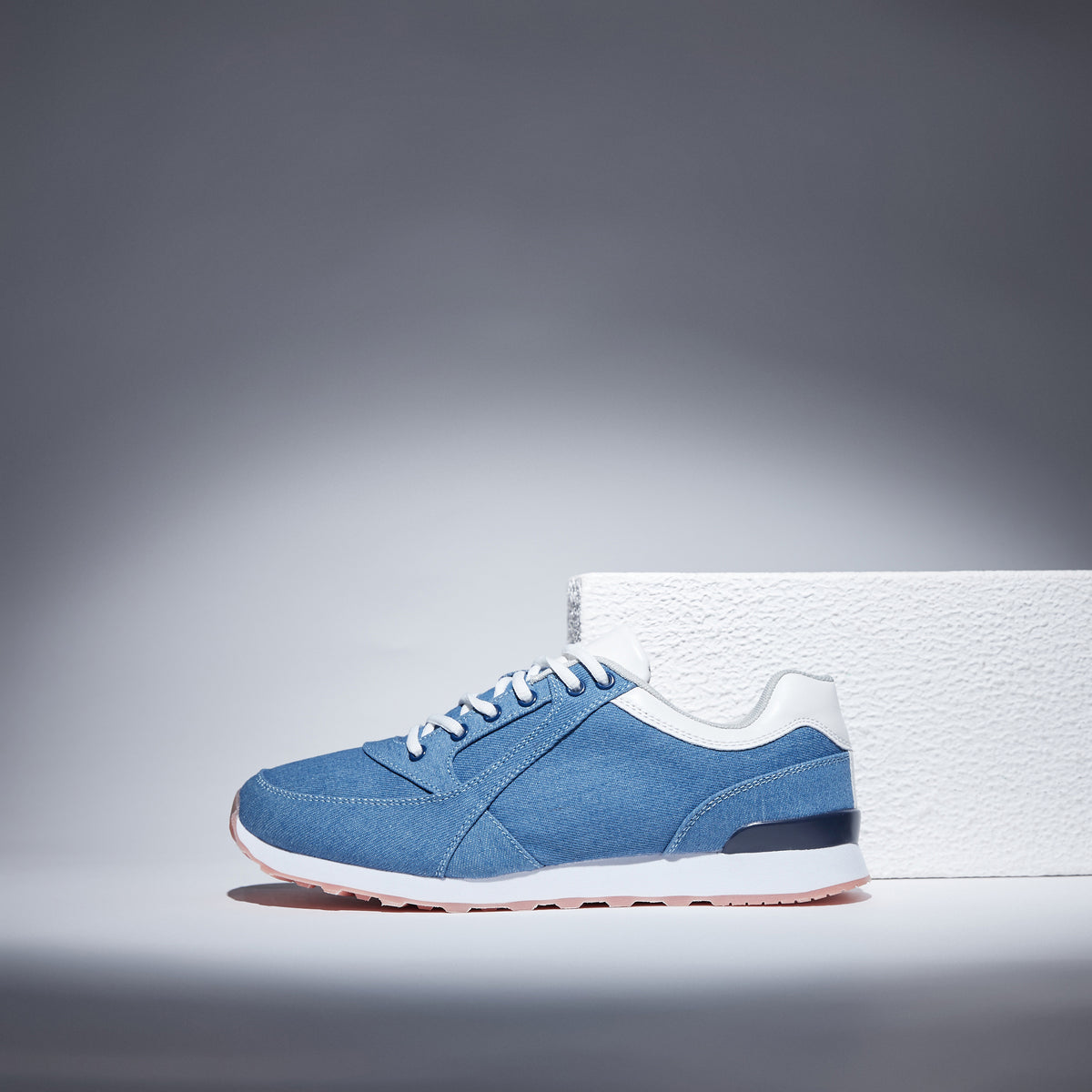 Max Denim Lace-Up Sports Shoes Blue for Men - image 2