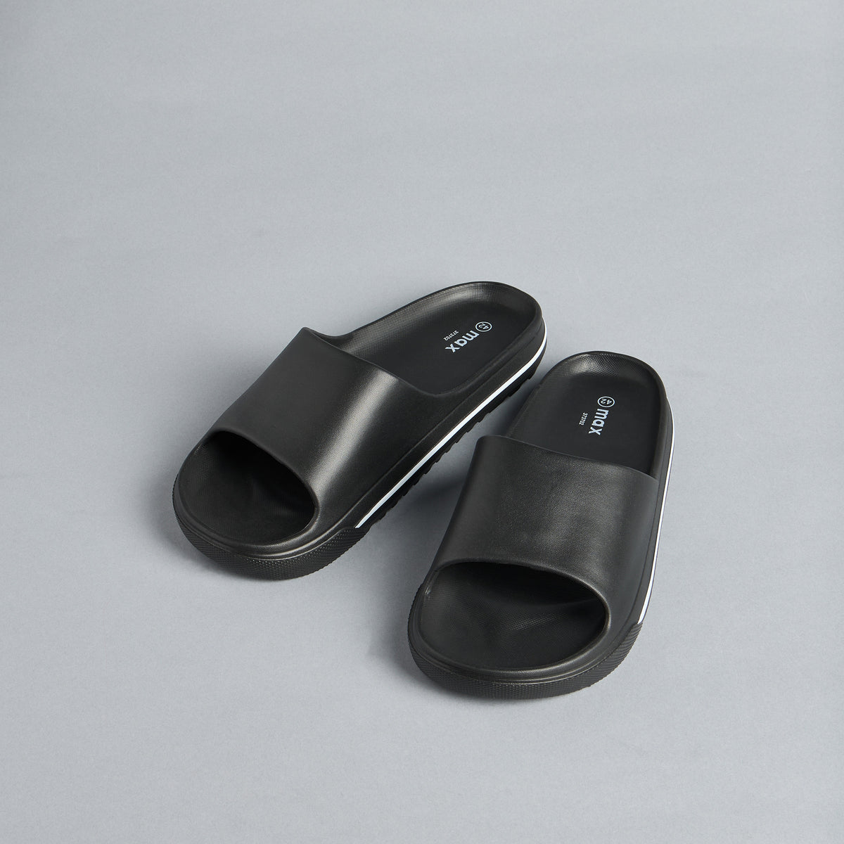 Max Contrast Panel Slip-On Slides Black for Men - image 1