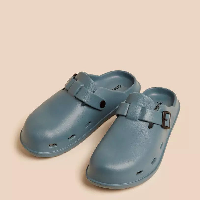 Max Buckle Accent Clogs