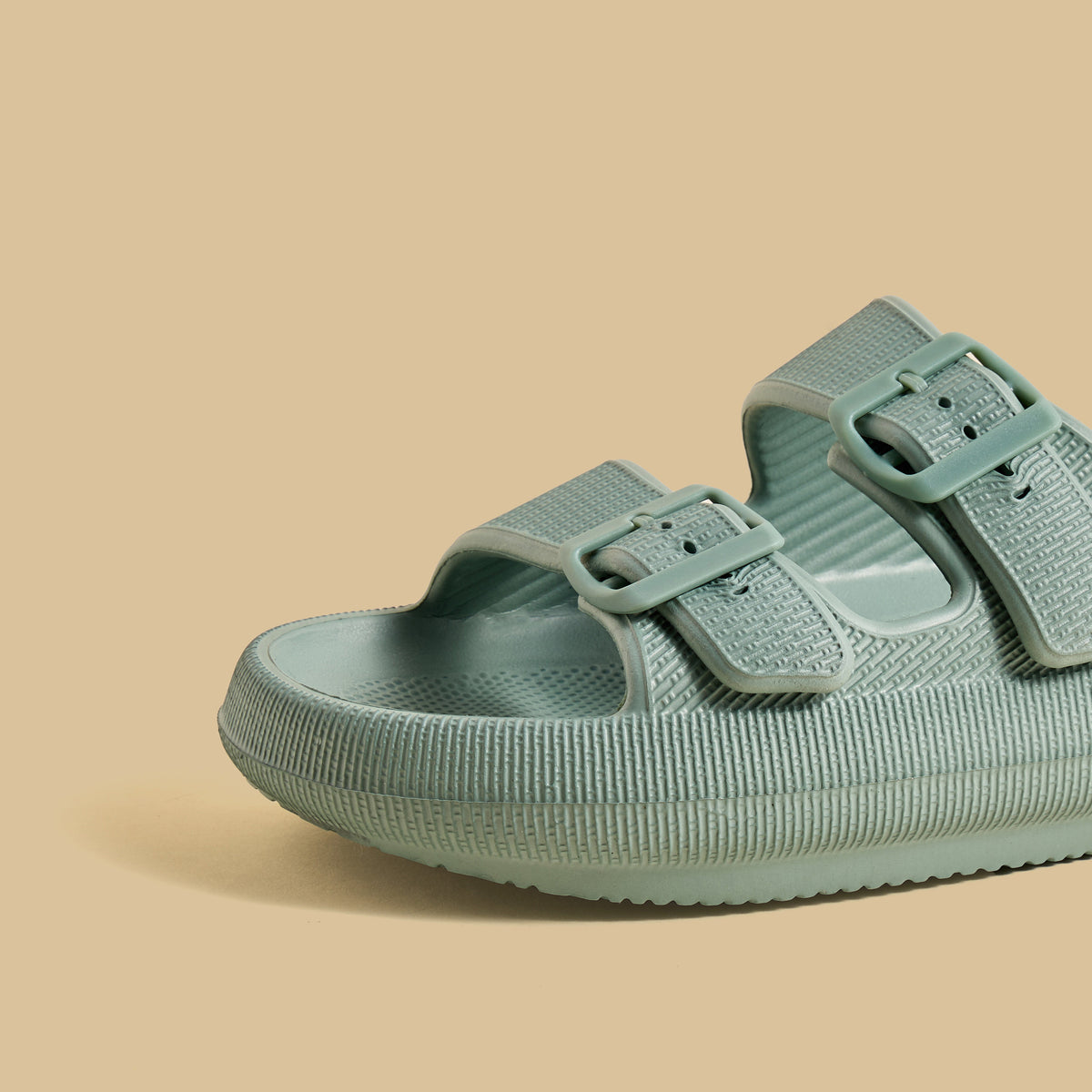 Max Buckle Accent Volume Slides Green for Men - image 4
