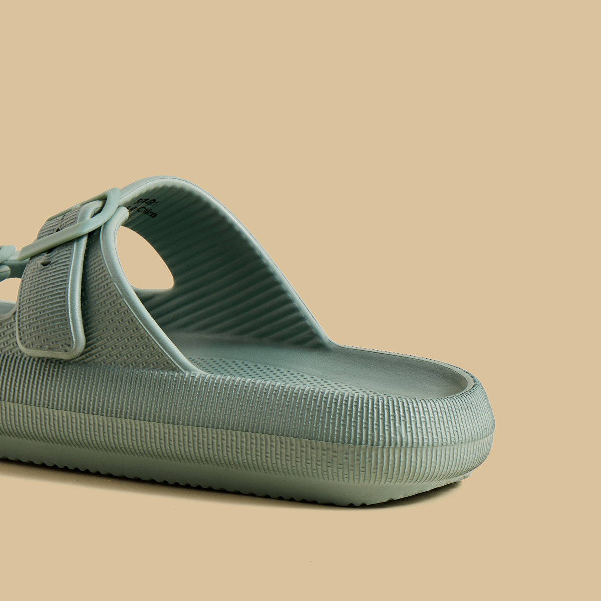 Max Buckle Accent Volume Slides Green for Men - image 5