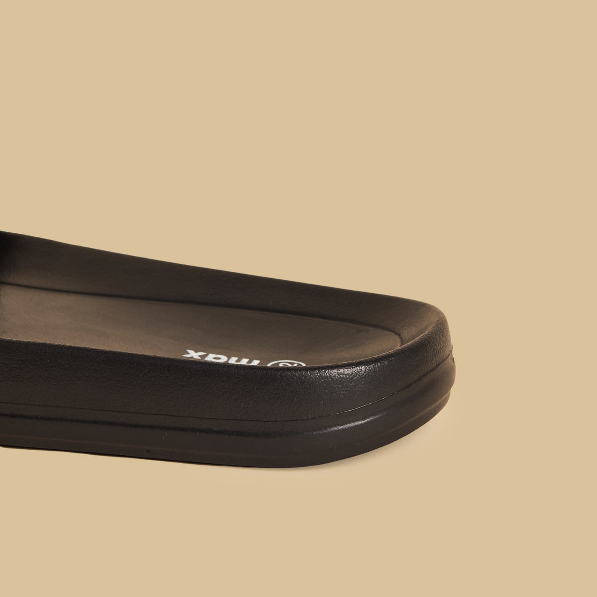 Max Textured Beach Slippers Black for Men - image 5