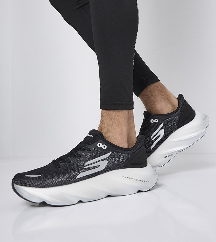 AERO BURST GO RUN MAX ROAD 7 Lace-Up Shoes - Black