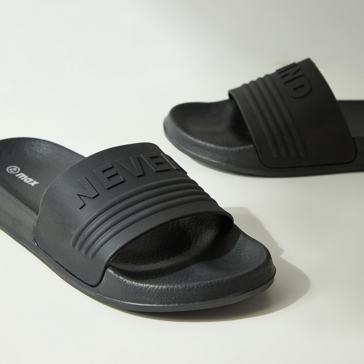 Max Typography Embossed Beach Slippers Black for Men - image 4