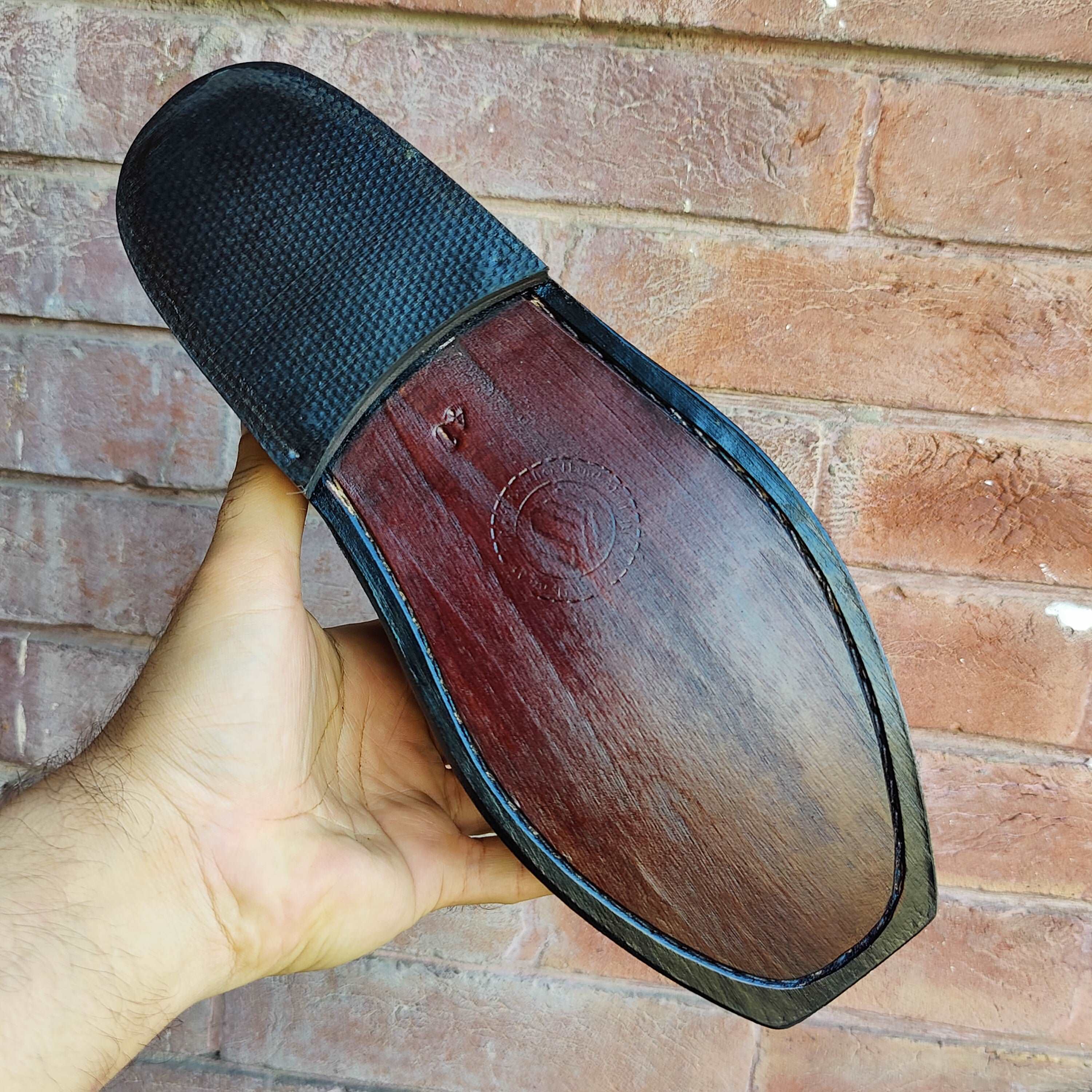 Classic style Chappal Green - Jango Mall