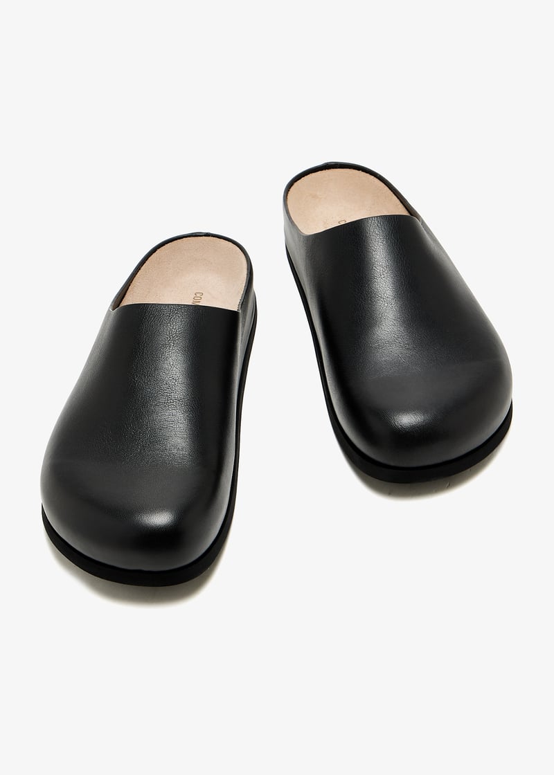 Common Projects Leather clogs