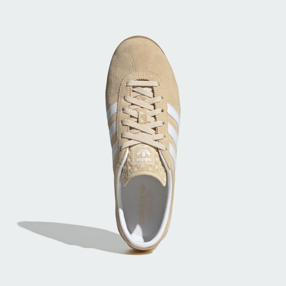 Adidas Gazelle Lo Pro Shoes - Sand Strata / Cloud White / Gum