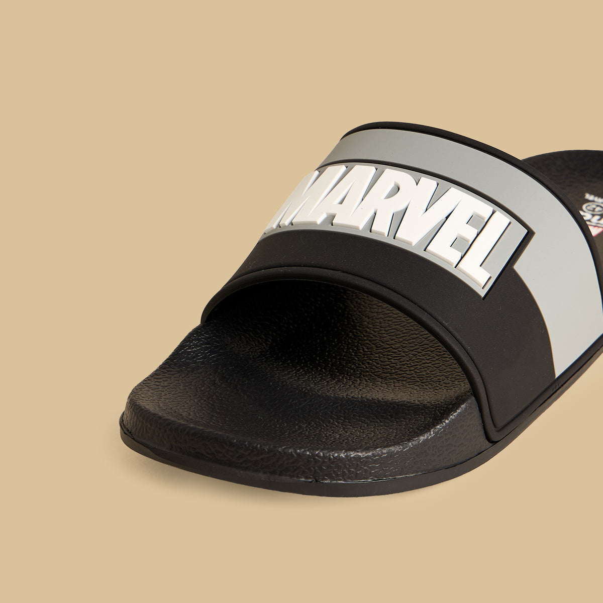 Max Marvel Embossed Slides Black for Men - image 4