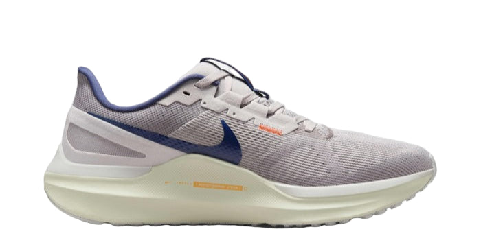 Nike Structure 25
