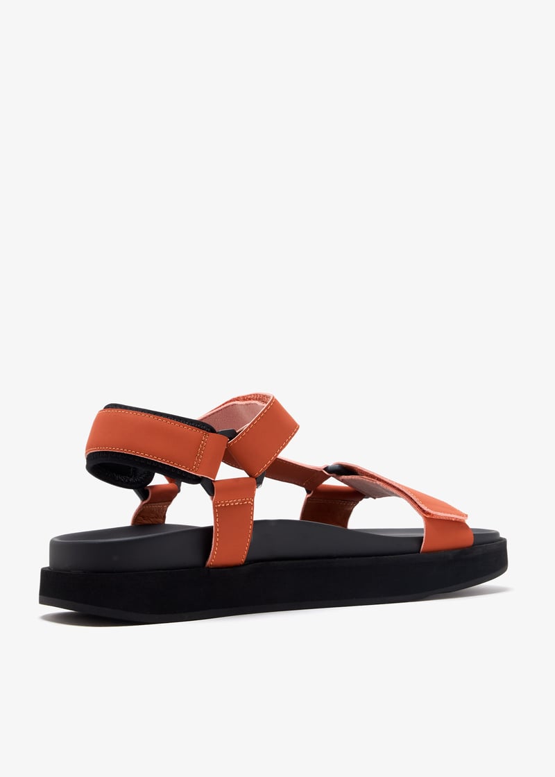 Onwuad ENNA V Men sandals