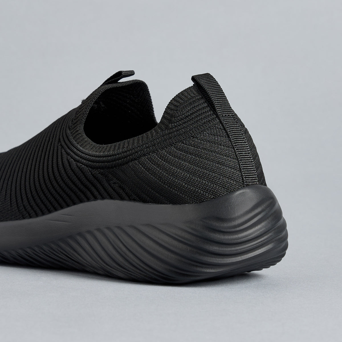 Max Flyknit Slip-On Shoes Black for Men - image 5
