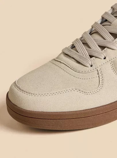 Max Panelled Lace-Up Sports Shoes