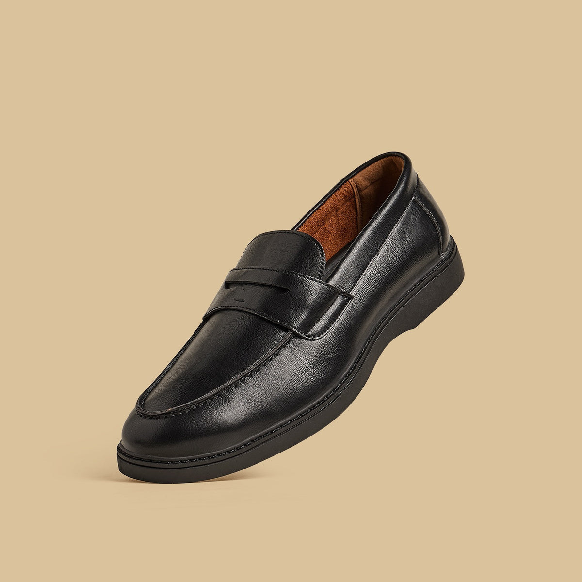 Max Cutout Detail Slip-On Shoes Black for Men - image 2