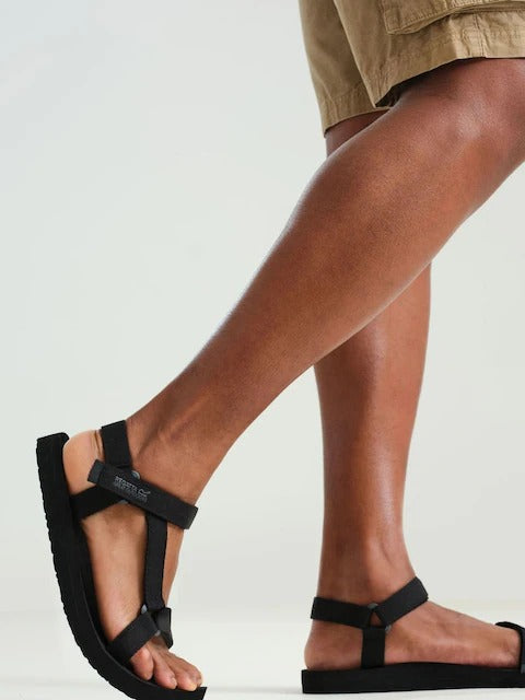 Regatta Black Vendeavour Sandals