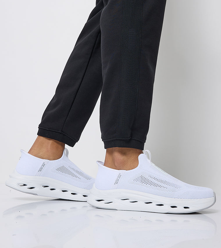 Skechers Max Cushioning Glide-Step Shoes