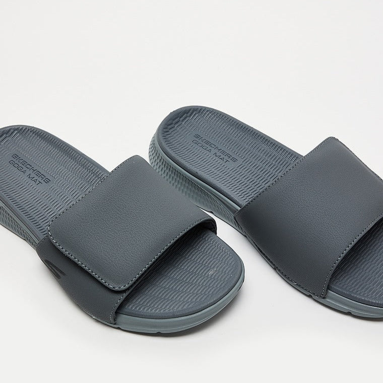 Skechers Go Consistent Textured Slides