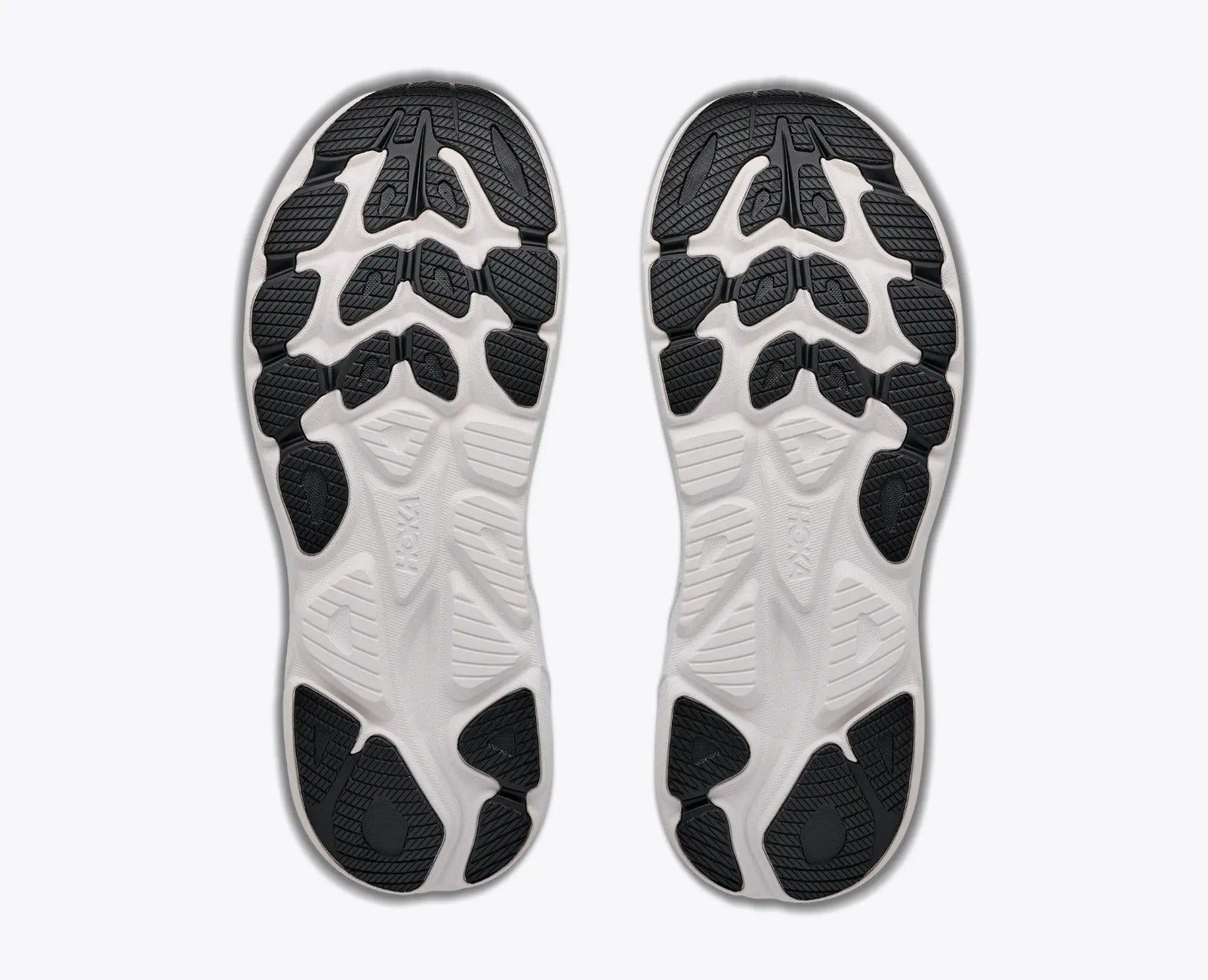 HOKA Clifton 11 frost / black