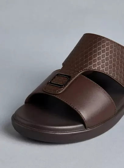 Max Textured Slip-On Sandals Brown