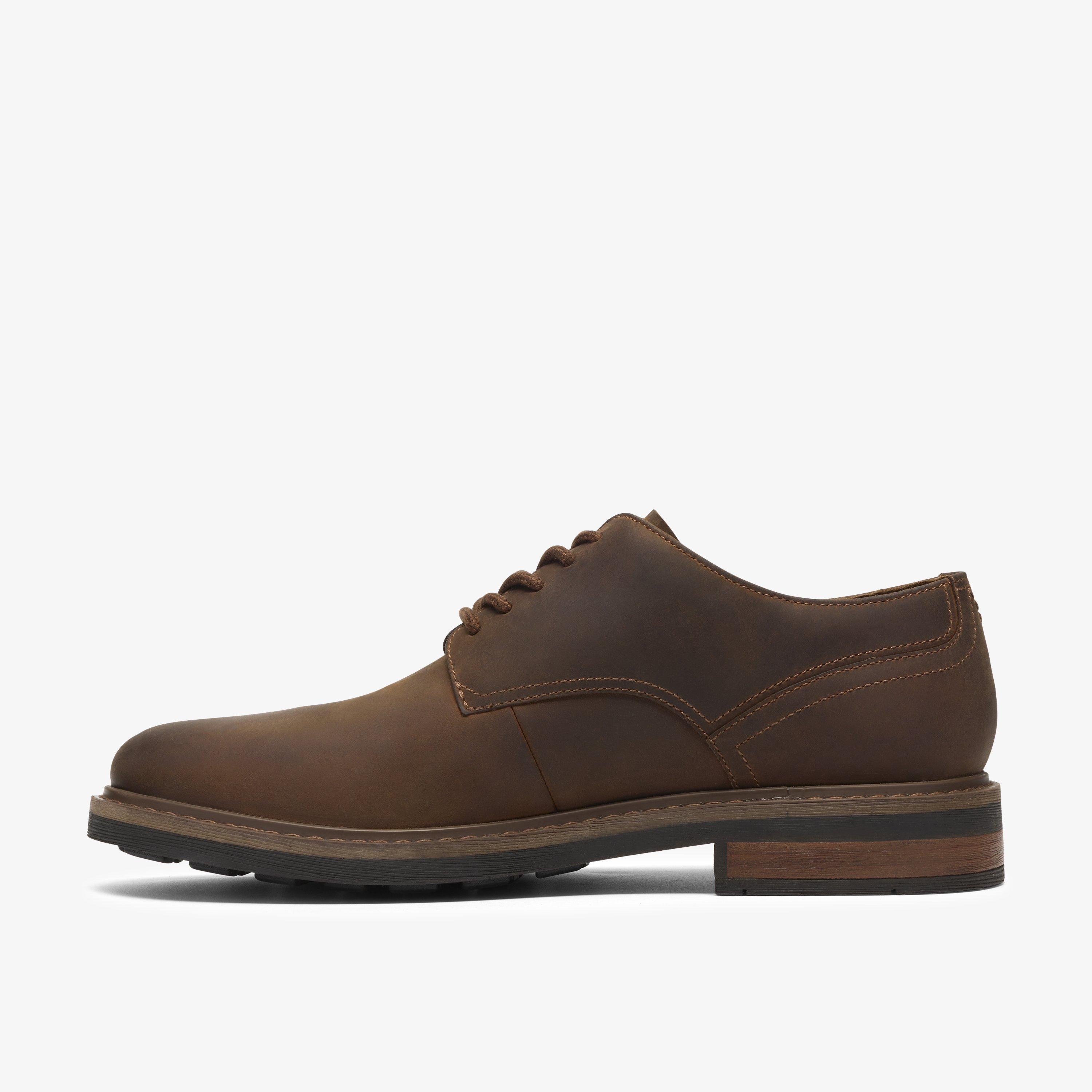 Clarks Newford Lace Beeswax Leather Derby Shoes