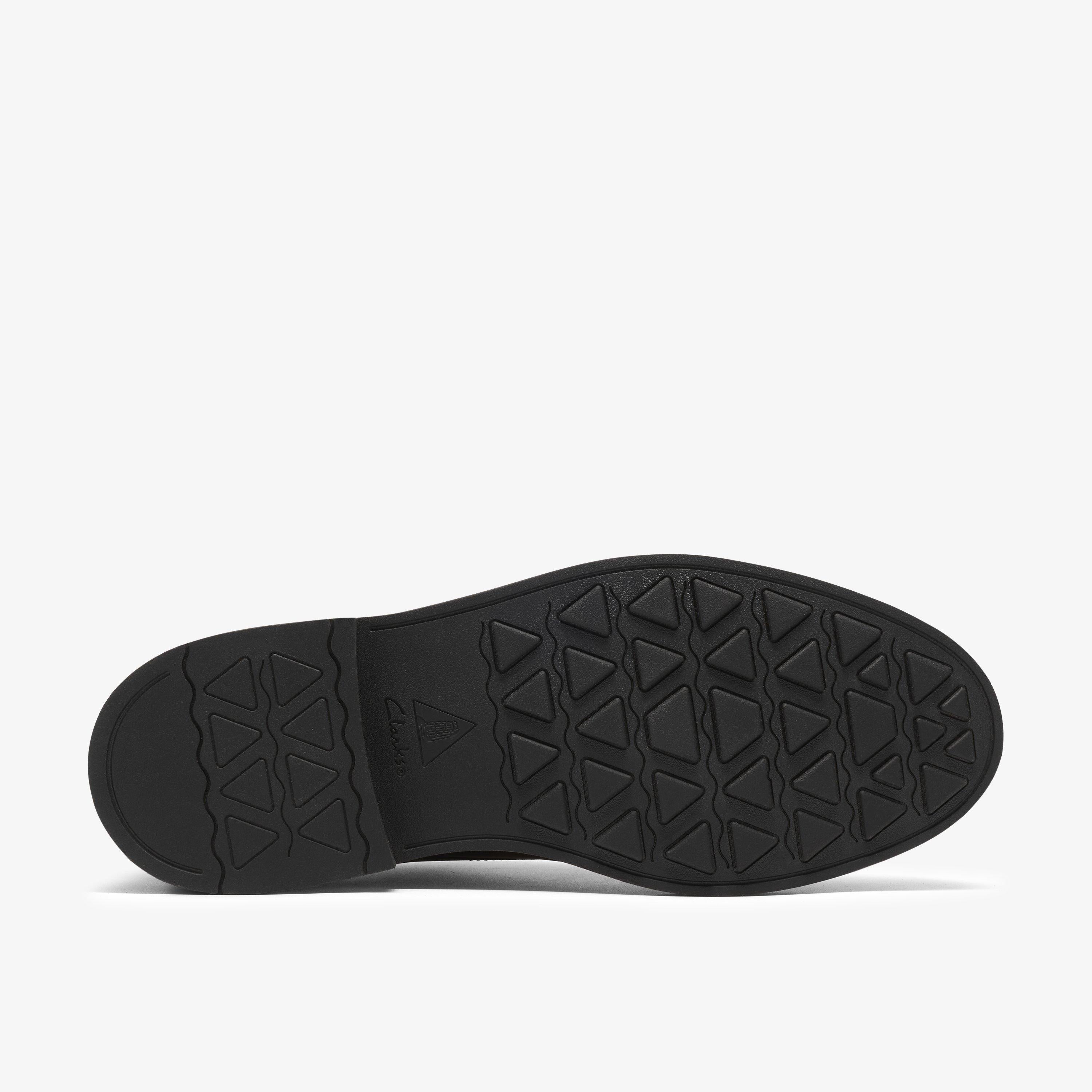 Clarks Newford Lace Beeswax Leather Derby Shoes