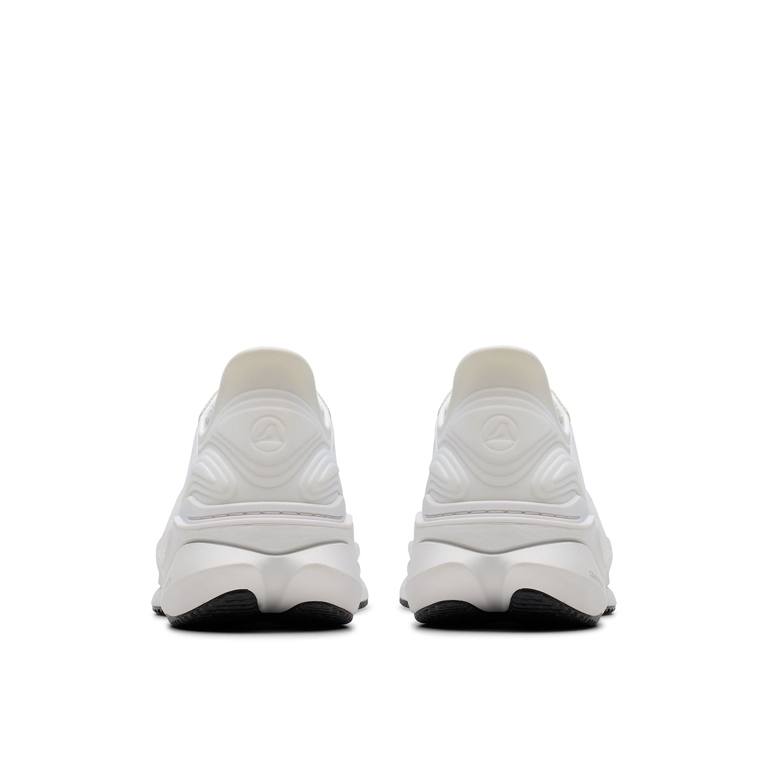 Clarks Pace Men's Comfortable Tech‑Boosted Trainers White Style