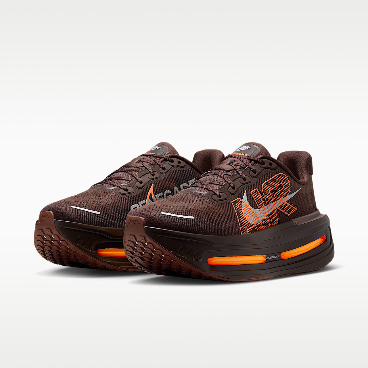Nike Vomero Premium x Renegade Men's Road Running Shoes IQ7314-200
