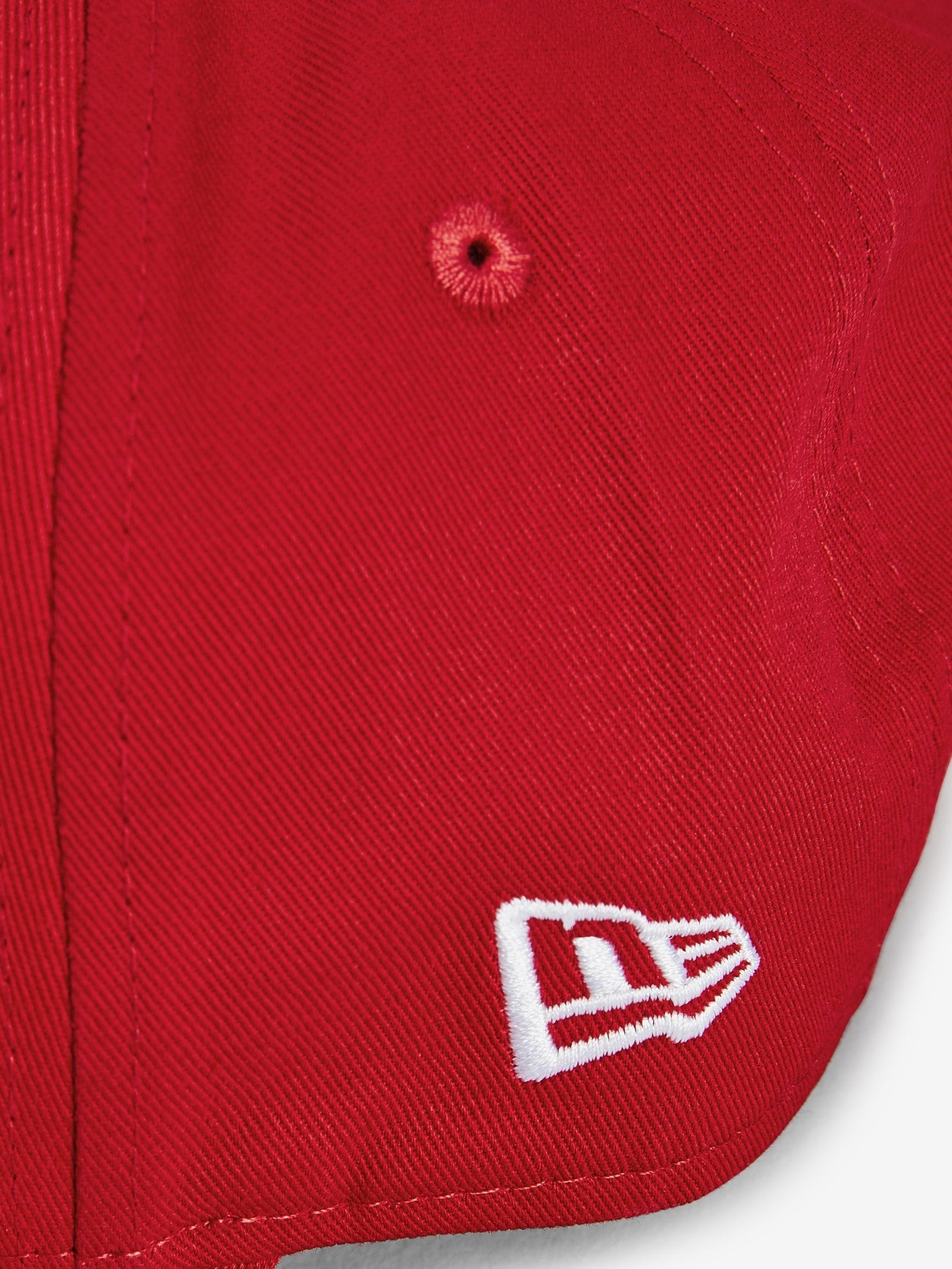 New Era Red New York Yankees Essential 9FORTY Cap