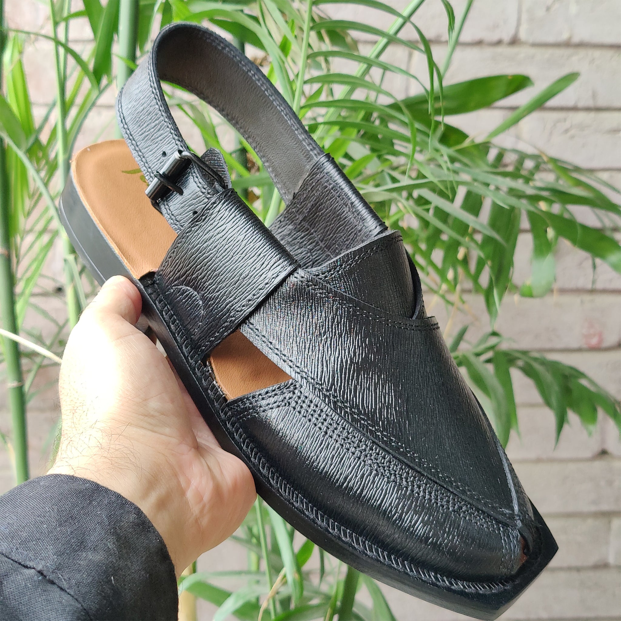 Simple Black Lining Peshawari Chappal - Jango Mall
