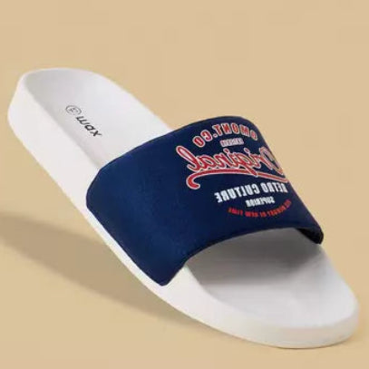 Max Graphic Print Slides White