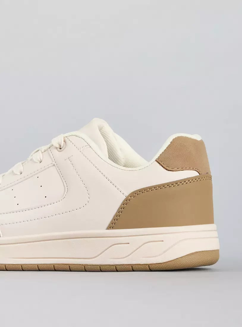 Max Panelled Lace-Up Sports Shoes