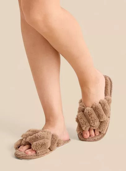 Max Plush Textured Bedroom Slides