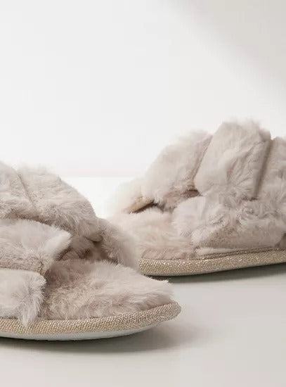Max Plush Textured Bedroom Slides