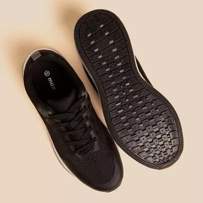 Max Textured Lace-Up Sports Shoes