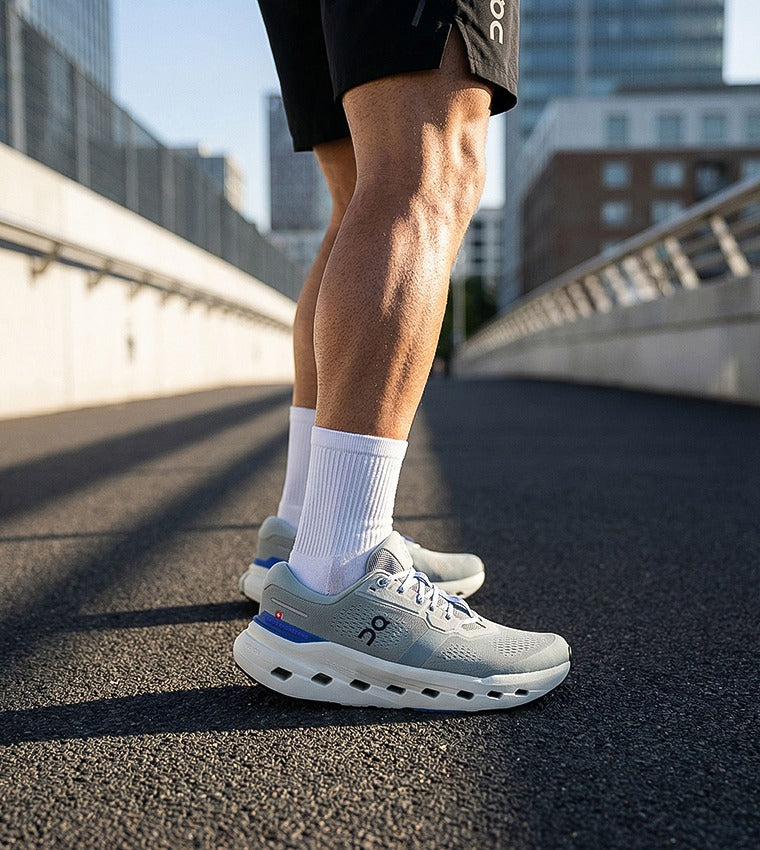 On Cloud CLOUDRUNNER 3 For Men