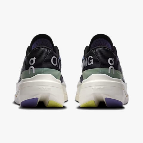 On Cloud Cloudboom Volt Black | Juniper
