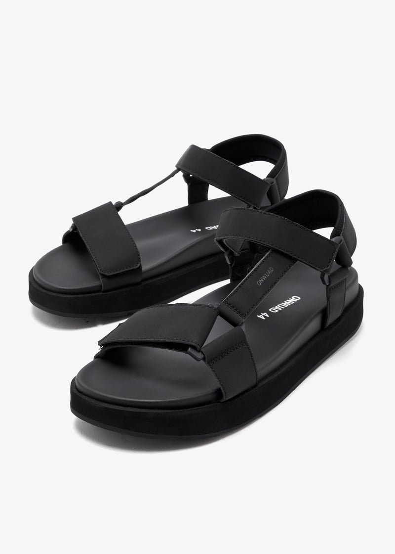 Onwuad ENNA V Men sandals