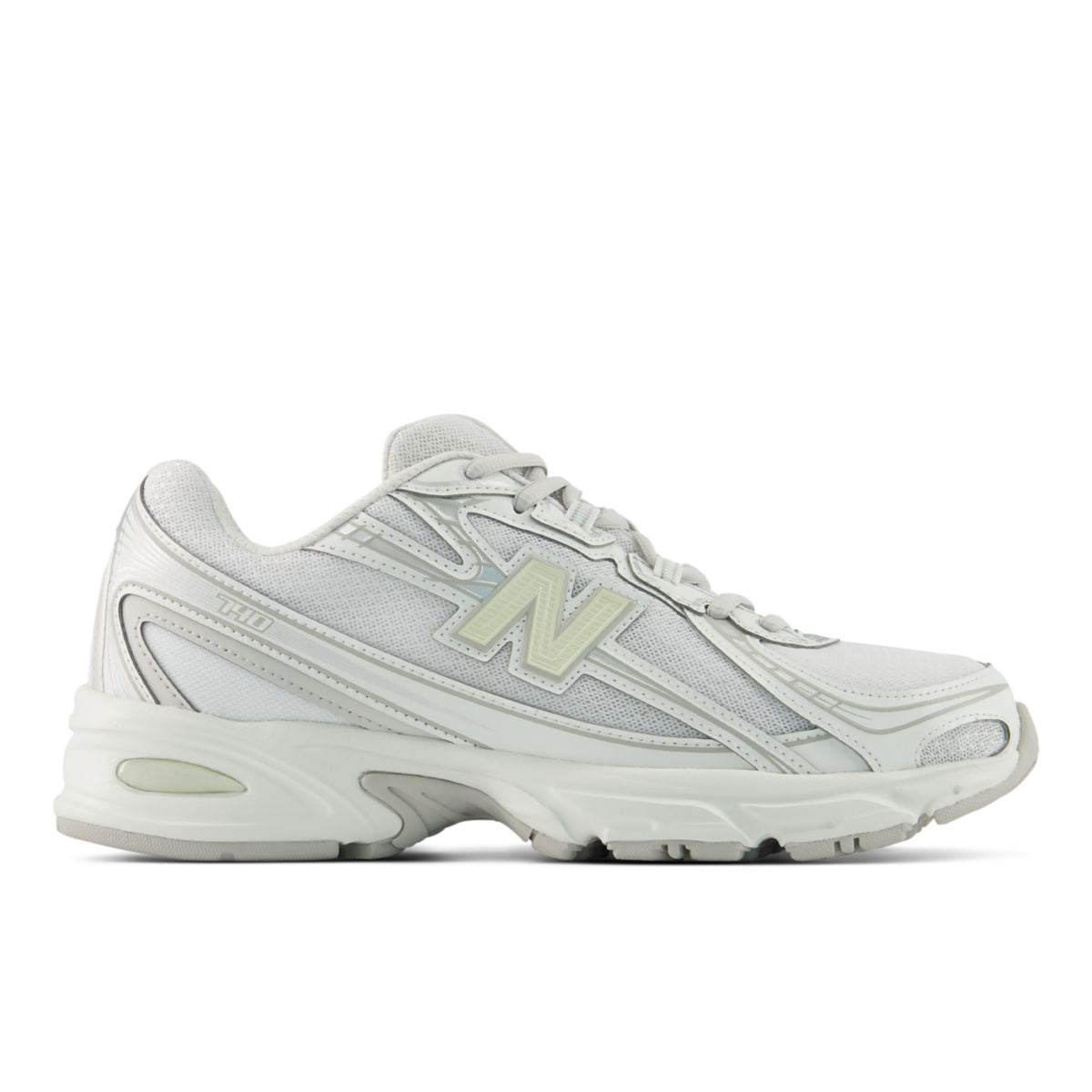 New Balance 740 - White / Silver Metallic