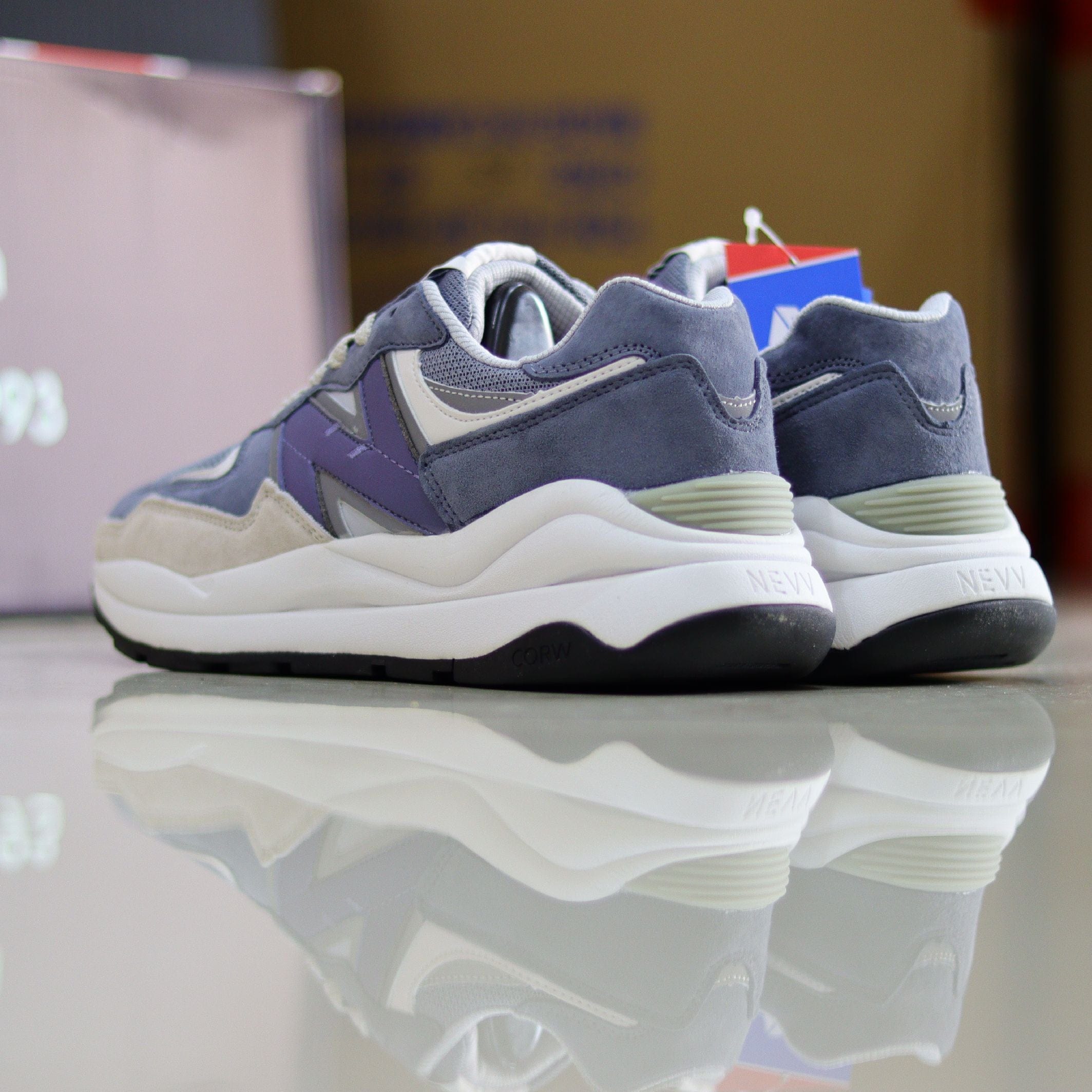 New Naennu Medicated Shoe Navy - Jango Mall