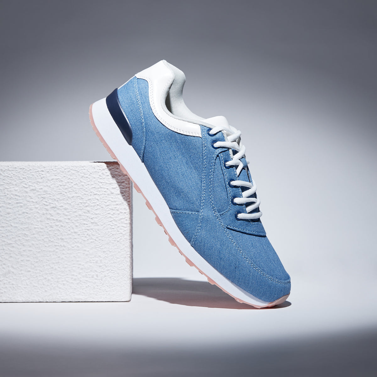 Max Denim Lace-Up Sports Shoes Blue for Men - image 1