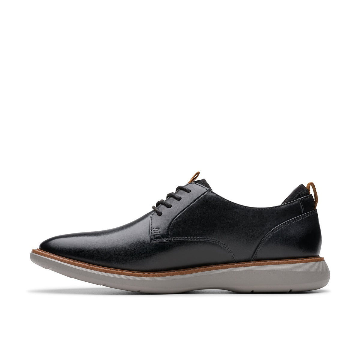Clarks Men's Brantin Plain - Black Leather