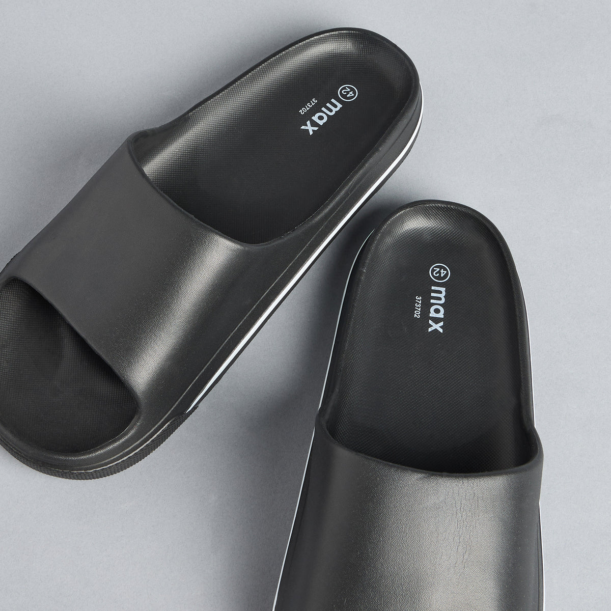 Max Contrast Panel Slip-On Slides Black for Men - image 3