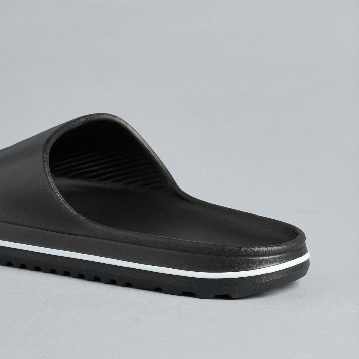 Max Contrast Panel Slip-On Slides Black for Men - image 5