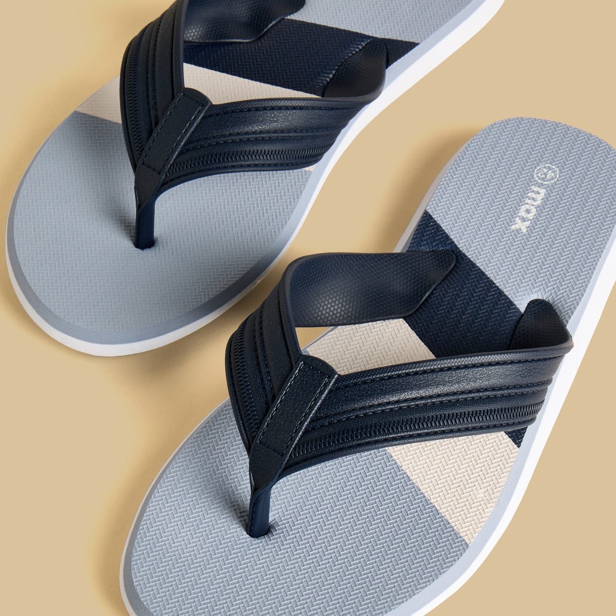 Max Colourblock Thong Slippers Blue for Men - image 3