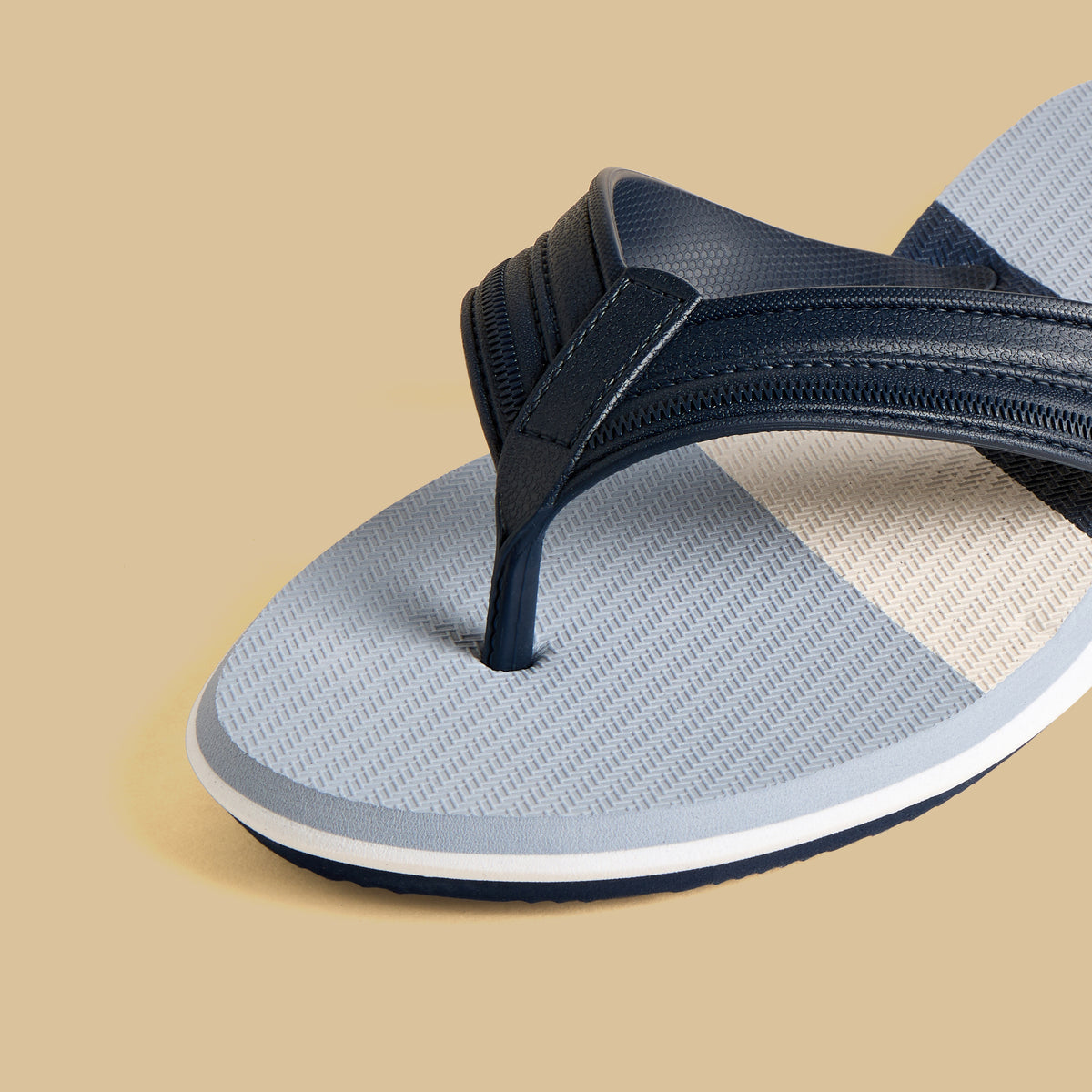 Max Colourblock Thong Slippers Blue for Men - image 4