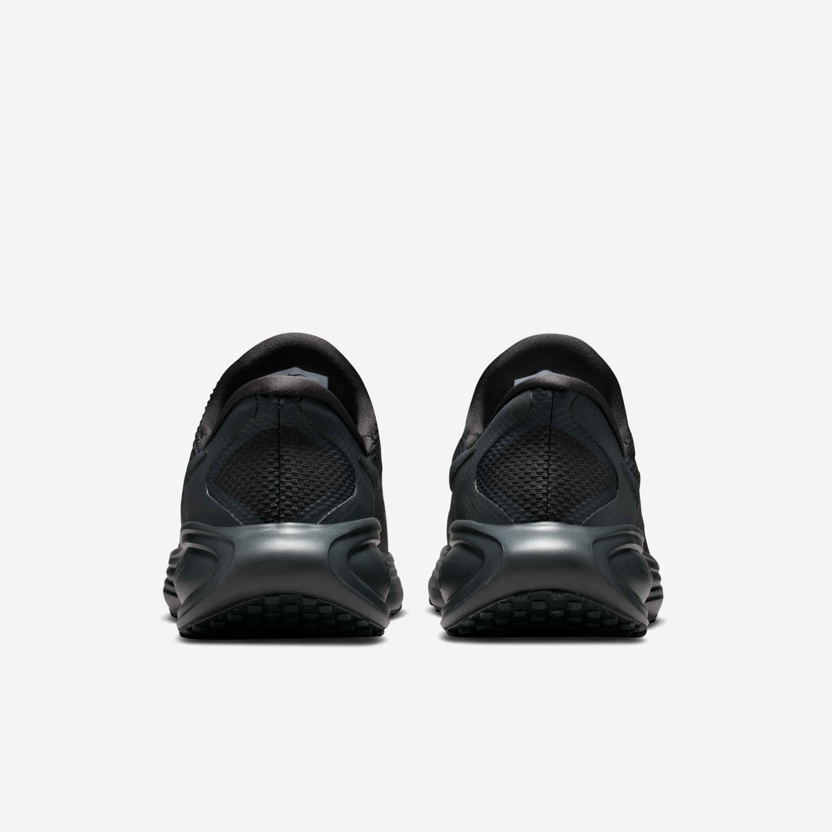 Nike Revolution 8 EasyOn Men's Road Running Shoes Anthracite detail