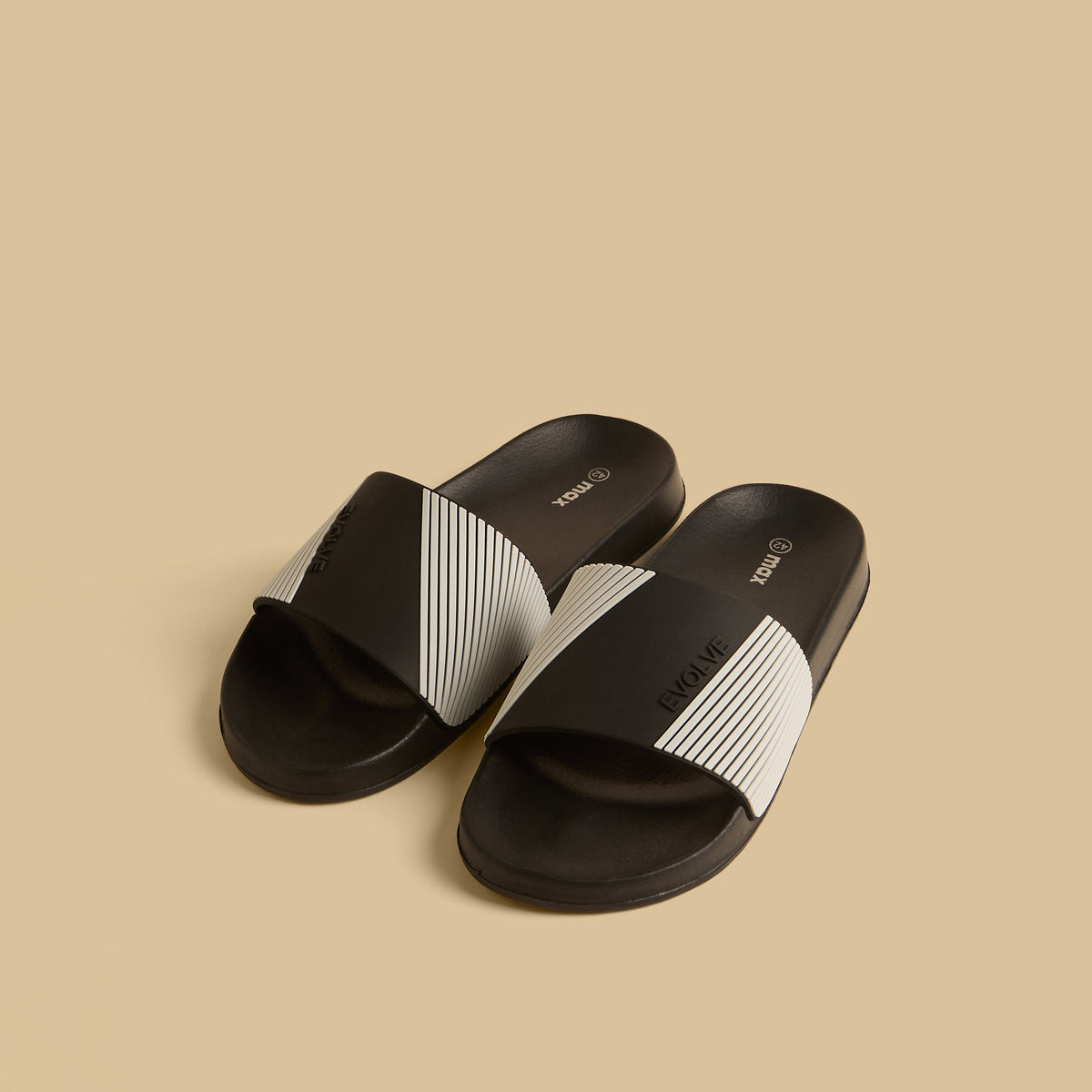 Max Text Embossed Beach Slides Black for Men - image 1