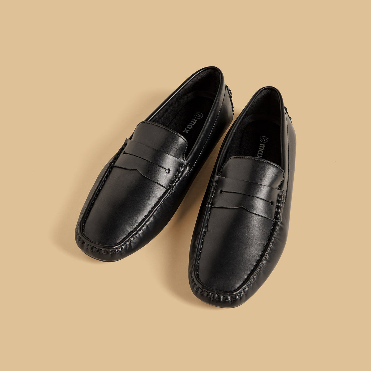 Max Textured Slip-On Moccasins Black for Men - image 2
